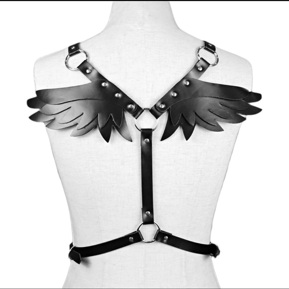 Black Leather Masquerade & Angel Wing Set - Picture 5 of 8